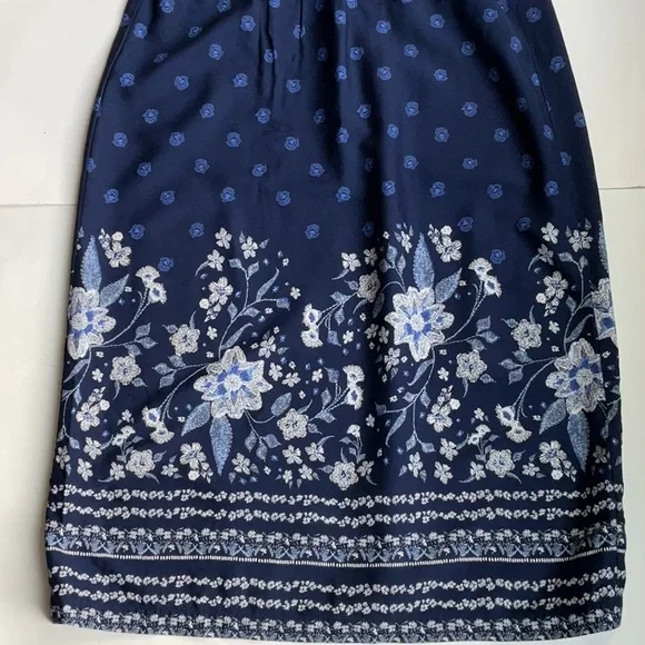 Floral Midi Dress - Picture 3 of 10